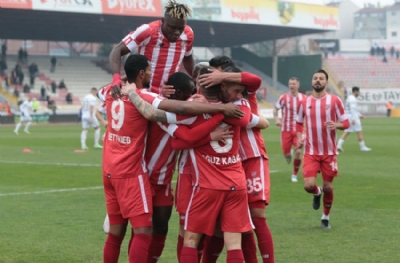 Boluspor - Manisa FK: 1-0 (MAÇ SONUCU)
