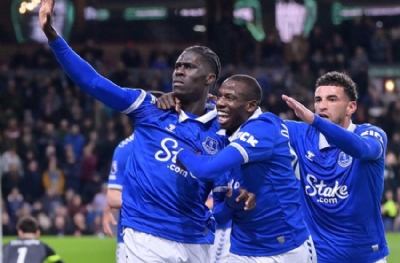 Barcelona'ya dev orta saha! Amadou Onana hamlesi