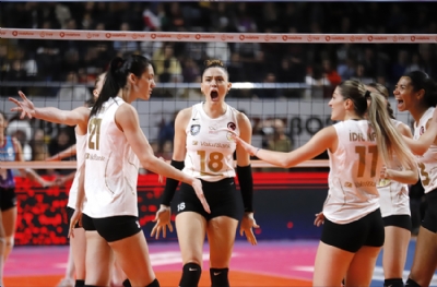 Kuzeyboru- VakıfBank maç sonucu: 1-3