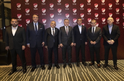 Bir fotoğraf 8 anlam! Ali Koç ve Büyükekşi'ye Göksel Gümüşdağ tehdidi