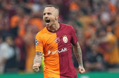 Galatasaray'da beklenen ayrılık gerçekleşti! Ailesiyle İstanbul'dan ayrıldı