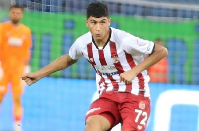 Sivasspor'un yıldızı için Avrupa devleri sırada! Mecnun Odyakmaz karar verdi