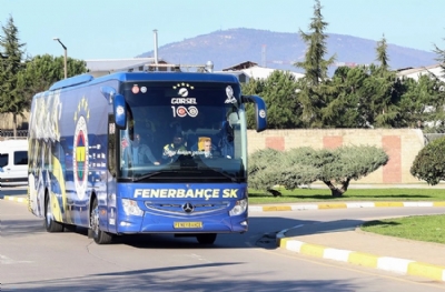 Fenerbahçe Suudi Arabistan'a gitti