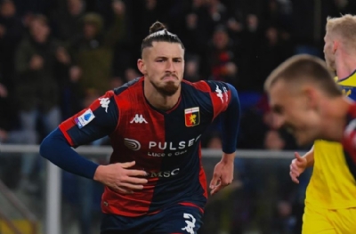 Tottenham'a Romanyalı stoper! Radu Dragusin için teklif verecekler