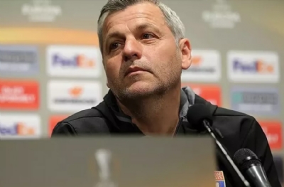 Genesio'yu beklemekten saçlarına aklar düştü! Lyon ve Sampaoli sürprizi