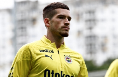 Ryan Kent 'kabul etme' dediği van Bronckhorst ile Beşiktaş'ta buluşacak