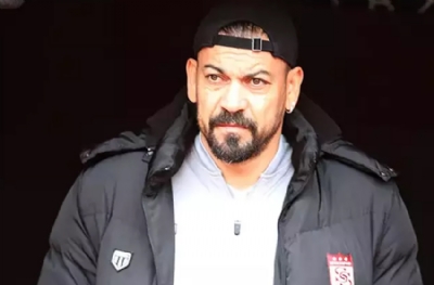 Servet Çetin dalga geçti 