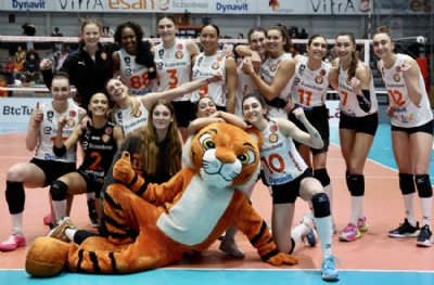 Eczacıbaşı Dynavit - Türk Hava Yolları maç soncuu: 3-0