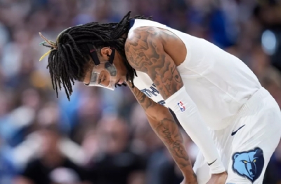 Memphis Grizzlies'e kötü haber! Ja Morant sezonu kapattı