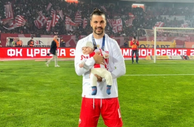 Beşiktaş, Aleksandar Dragovic için Lecce ile kapıştı