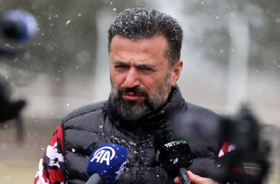 Bülent Uygun'dan transfer açıklaması! '3'ü yabancı 5 oyuncu alacağız'