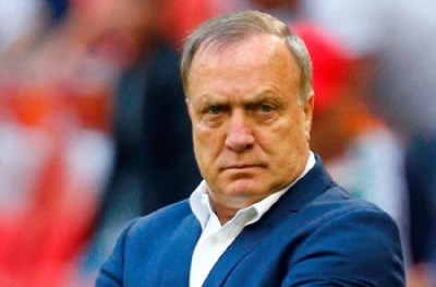 Advocaat'tan şaşırtan imza