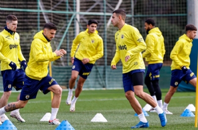 Fenerbahçe’de yeniler görücüye çıkıyor
