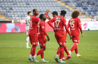 Hatayspor - Sakaryaspor: 5-1 (MAÇ SONUCU)