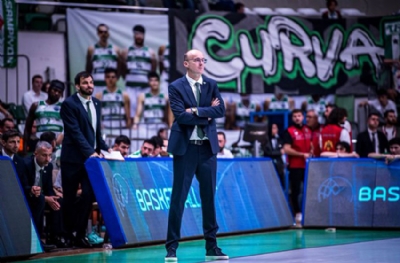 Bursaspor hocayı kovdu 