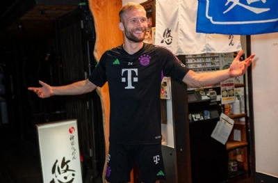 Boey'un kadro dışı kaldığı gün Bayern sağ bekini kaybetti