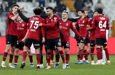 Beşiktaş taraftarı başarısız sonuçların suçlusunu buldu!