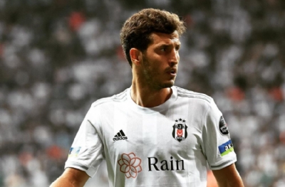 Beşiktaş'a bir şok da Salih Uçan'dan! Adele problemi yaşıyor