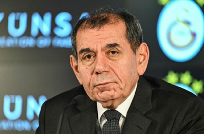 Dursun Özbek'ten itiraf! 'Demokrasi kılıcı gibi tepemizde'