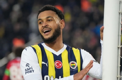 Fenerbahçe'de nefesler tutuldu! Joshua King’e iki teklif birden