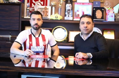 Sivas'a Pendik'ten orta saha