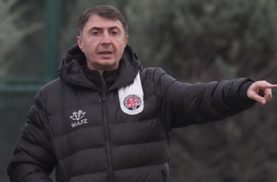 Şota Arveladze'den ilginç açıklama! Gol yemeden oyuna başlayamıyoruz