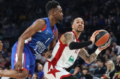 Anadolu Efes - EA7 Emporio Armani Milan: 79-73
