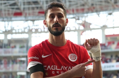 Antalyaspor ile Jehezkel dün bir görüşme daha yaptı! Sürprize hazır olun