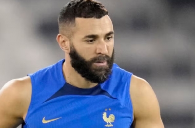 Takımdan kovulan Benzema İstanbul'a geldi! Erden Timur ne yapacak?