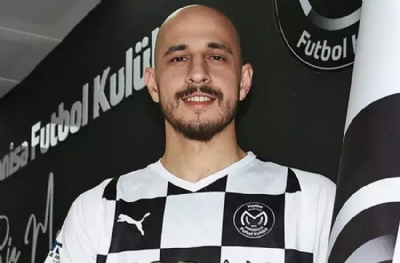 Manisa FK, Erhan Erentürk'ü renklerine bağladı
