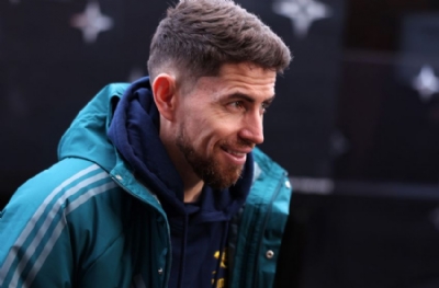 Arsenal direndi, Jorginho'yu '3 Büyüklere' kaptırmadı