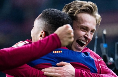 Mali kriz yaşayan Barcelona, Frenkie de Jong'u kaybedebilir