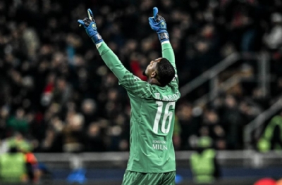 PSG'den kaleci transferi! Hedef Mike Maignan