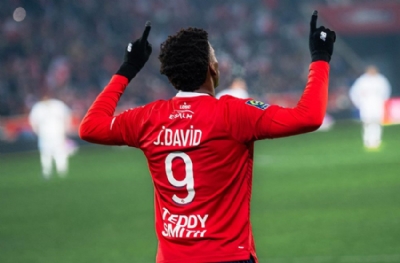 Manchester United ve Chelsea, Jonathan David için yarışacak