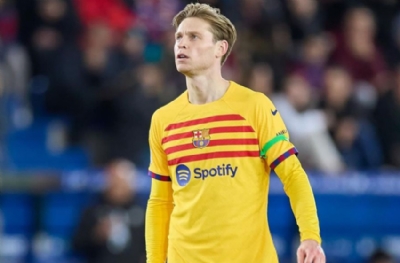 Barcelona mali krizi umrunda olmadı! Frenkie de Jong direniyor