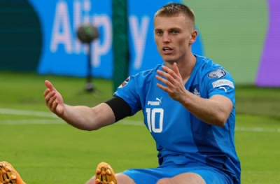 Albert Gudmundsson'a iki talip! Newcastle vs Tottenham