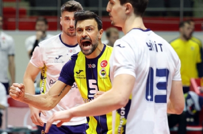 Fenerbahçe Parolapara - Kuşgöz İzmir Vinç Akkuş Belediyespor: 3-1 (MAÇ SONUCU)