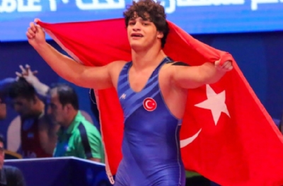 Alperen Berber'den altın madalya