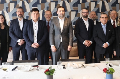 Galatasaray ile Sparta Prag yönetimi yemekte bir araya geldi