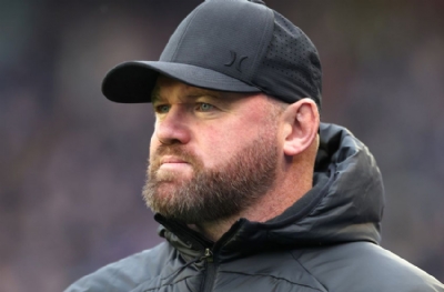 Wayne Rooney boksa başladı