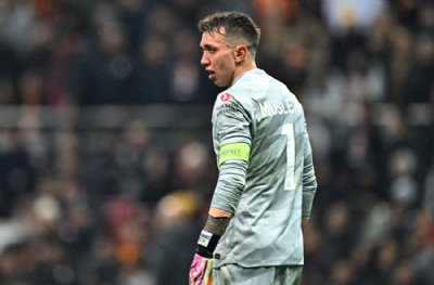 Muslera köprüleri attı! 'Teklifiniz yedeklere verdiğinizden bile az'