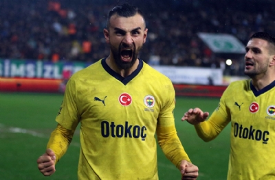 Serdar Dursun önce Ali Koç'a sonra da Fenerbahçelilere kendisini affettirdi