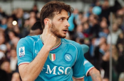 Napoli bir yıldız daha kaybediyor: Khvicha Kvaratskhelia