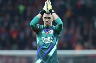 Muslera Avrupa'nın zirvesinde