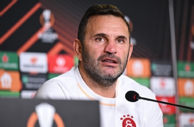 Okan Buruk, Prag'da basının karşısına çıktı! Sparta'ya meydan okudu 