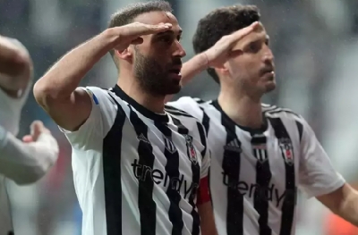 Beşiktaş’ta Cenk Tosun ve Salih Uçan’a son söz: 1’er 1’er bölüşün