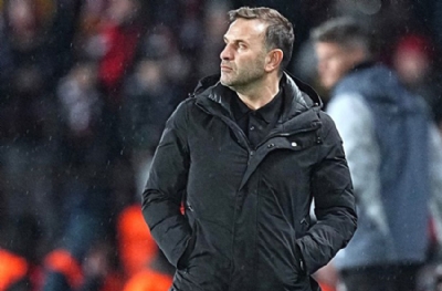 Çekya'da ortalık karıştı! Okan Buruk kızardı
