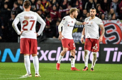 Galatasaray servet tepti