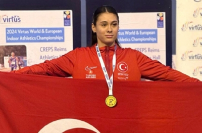 Özel atlet Aysel Önder dünya rekoru kırdı