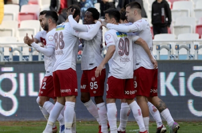 EMS Yapı Sivasspor - Siltaş Yapı Pendikspor: 4-1 (MAÇ SONUCU)
